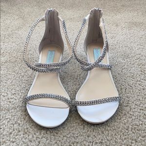 Betsey Johnson Tiara wedding demi wedge sandals 7